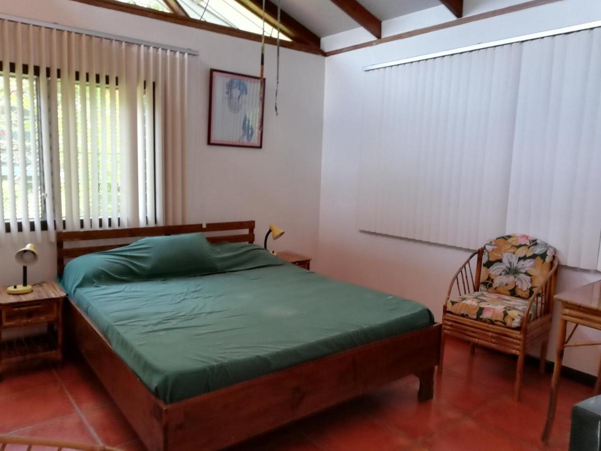 Iguana Libre Otel Dominical Dış mekan fotoğraf
